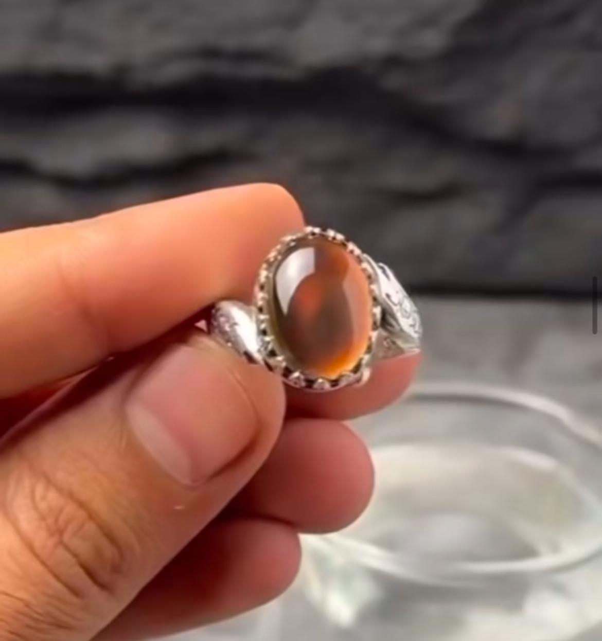 Zultanite Stone Colour Change