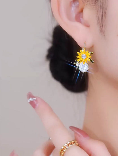 Sunflower zircon earrings(Gold plated)