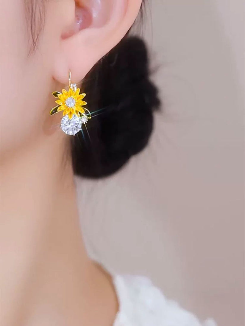 Sunflower zircon earrings(Gold plated)