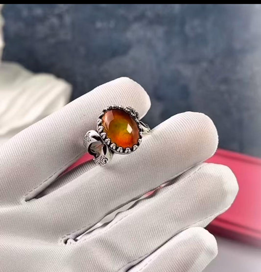 Zultanite Stone Colour Change