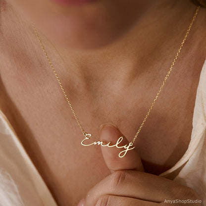 Signature necklace