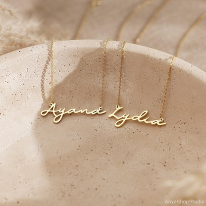 Signature necklace